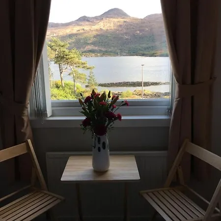 Lochalsh View, Kyle, 1 Mile To Skye Apartment Kyle of Lochalsh Exterior photo